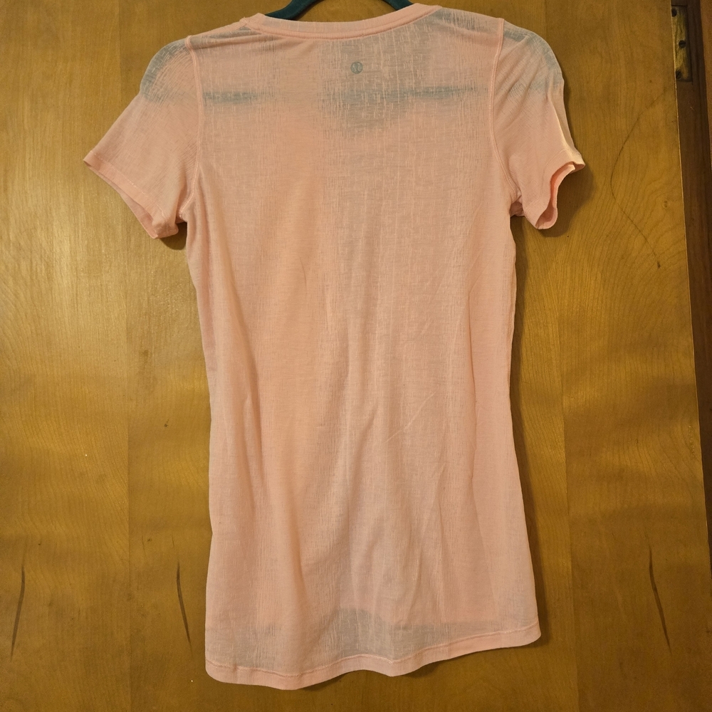 Lululemon Just Be Short Sleeved T-Shirt Misty Stripe Burnout Bleached Coral 12 - Picture 2 of 3